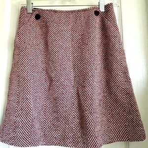 Burgundy herringbone A-line skirt. Banana Republic (Factory). Size 0.